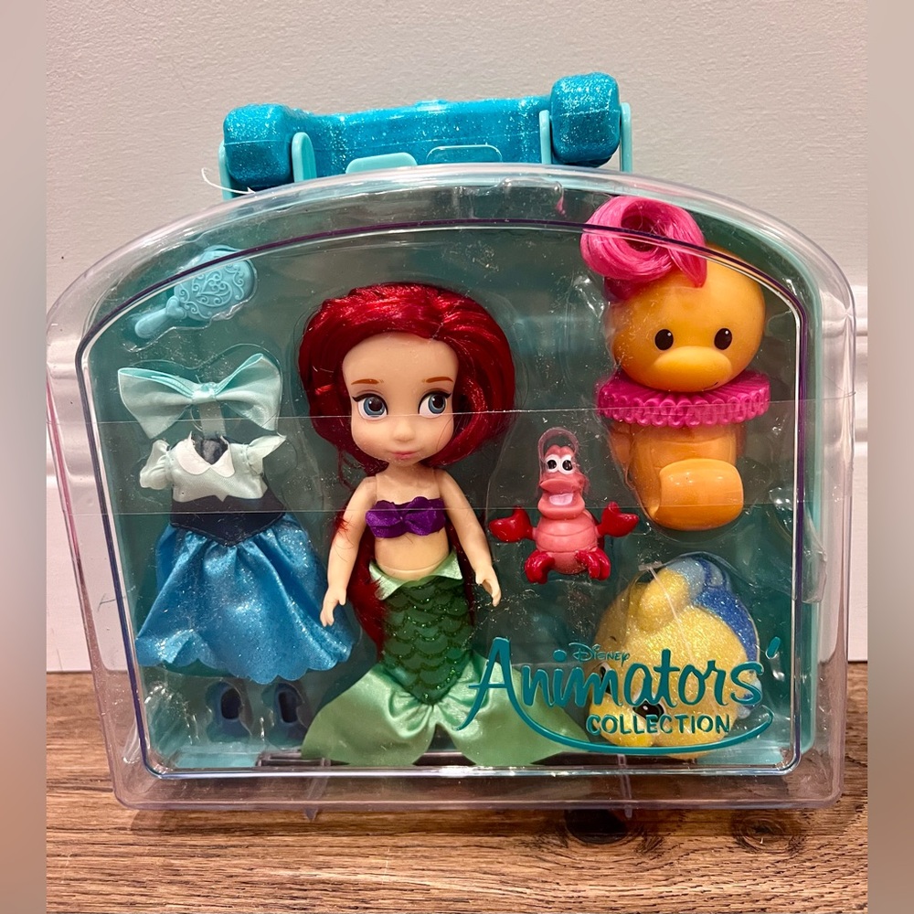 Disney Animators Collection Mini Ariel Doll set with Accessories